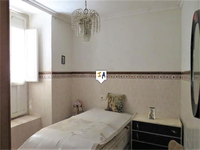 Casa de 6 habitaciones en Alcaudete en venta - 80.000 € (Ref: 10074783)