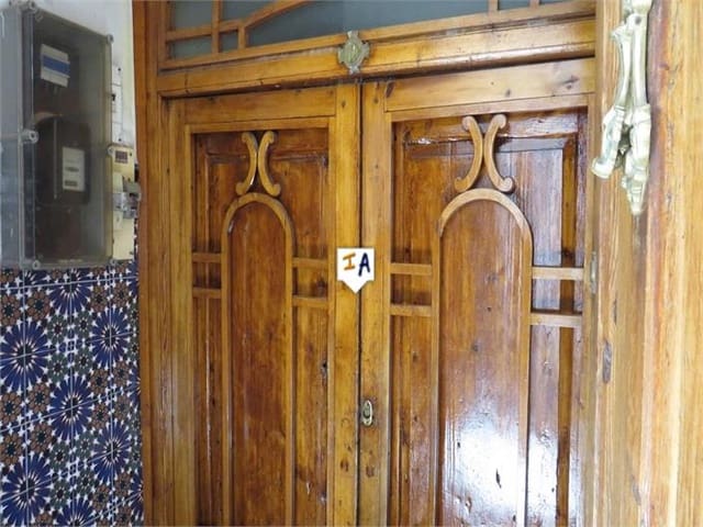 Casa de 6 habitaciones en Alcaudete en venta - 80.000 € (Ref: 10074783)