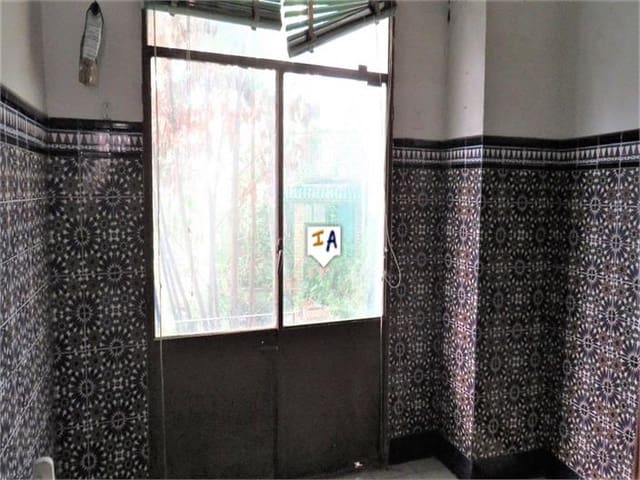 Casa de 6 habitaciones en Alcaudete en venta - 80.000 € (Ref: 10074783)