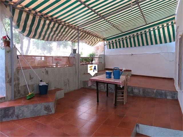 Casa de 6 habitaciones en Bobadilla de Alcaudete, Alcaudete en venta con garaje - 93.000 € (Ref: 10074784)
