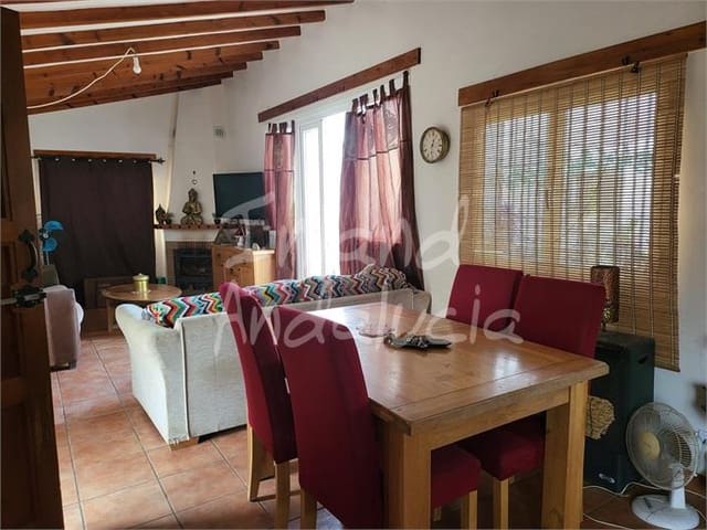 2 Zimmer Villa zu verkaufen in Sedella mit Pool Garage - 195.000 € (Ref: 10080257)