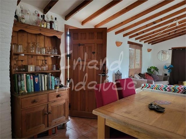 2 Zimmer Villa zu verkaufen in Sedella mit Pool Garage - 195.000 € (Ref: 10080257)