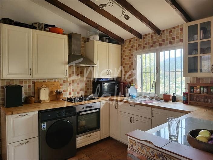 2 bedroom Villa for sale in Sedella with pool garage - € 195,000 (Ref: 10080257)