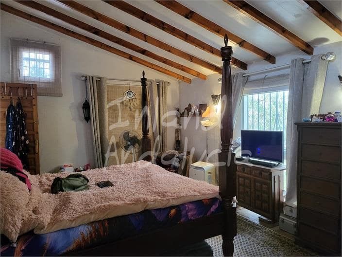 2 bedroom Villa for sale in Sedella with pool garage - € 195,000 (Ref: 10080257)
