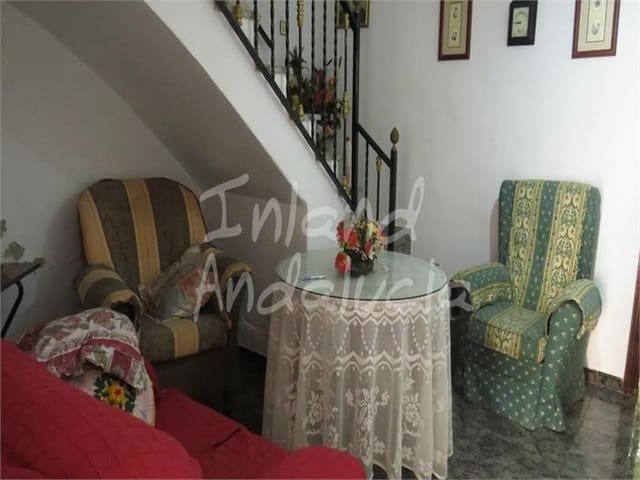 3 chambre Maison de Ville à vendre à Martos avec garage - 53 000 € (Ref: 10085397)