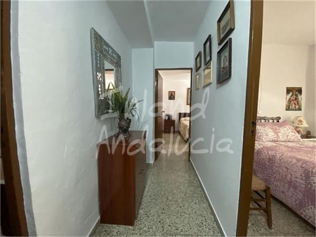 Casa de 4 habitaciones en Fuente Alamo, Alcalá la Real en venta - 92.000 € (Ref: 10094065)