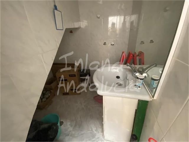 4 soveværelse Byhus til salg i Ermita Nueva, Alcalá la Real med garage - € 65.000 (Ref: 10097436)