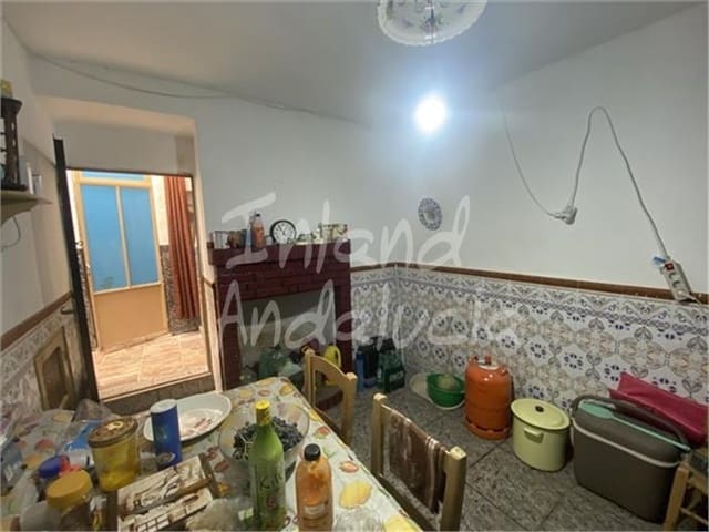 4 soveværelse Byhus til salg i Ermita Nueva, Alcalá la Real med garage - € 65.000 (Ref: 10097436)