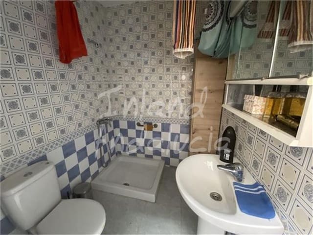 4 soveværelse Byhus til salg i Ermita Nueva, Alcalá la Real med garage - € 65.000 (Ref: 10097436)