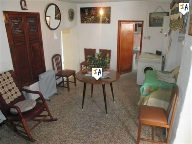 4 chambre Maison de Ville à vendre à Fuente-Tójar - 24 000 € (Ref: 10099560)