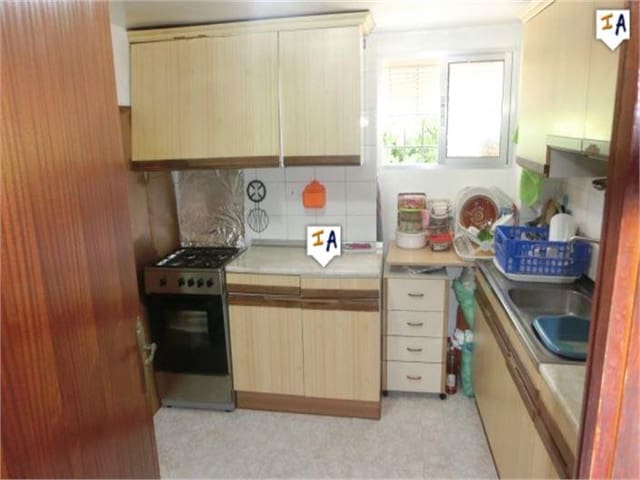 5 chambre Finca/Maison de Campagne à vendre à Iznájar avec garage - 209 995 € (Ref: 10108632)