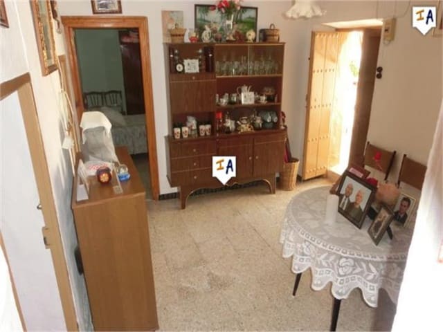 5 chambre Finca/Maison de Campagne à vendre à Iznájar avec garage - 209 995 € (Ref: 10108632)
