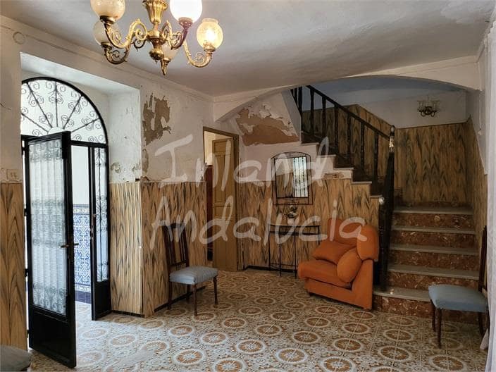 4 bedroom Townhouse for sale in La Roda de Andalucia - € 74,950 (Ref: 10118654)