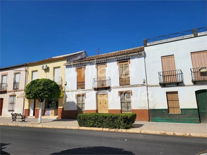 4 bedroom Townhouse for sale in La Roda de Andalucia - € 74,950 (Ref: 10118654)