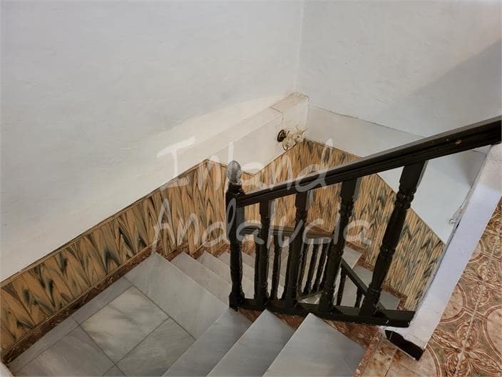 4 bedroom Townhouse for sale in La Roda de Andalucia - € 74,950 (Ref: 10118654)