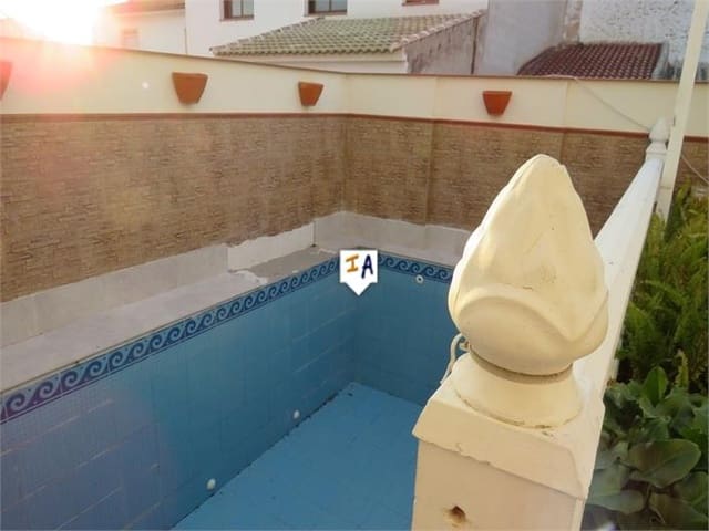 5 soveværelse Byhus til salg i Bobadilla de Alcaudete, Alcaudete med swimmingpool garage - € 175.000 (Ref: 10121188)