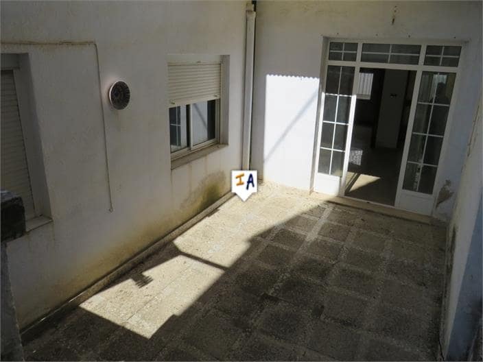 5 bedroom Townhouse for sale in Torredonjimeno - € 135,000 (Ref: 10131038)