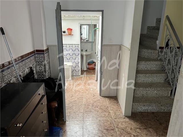 2 makuuhuone Omakotitalo myytävänä paikassa Alcalá la Real - 55 000 € (Ref: 10141582)