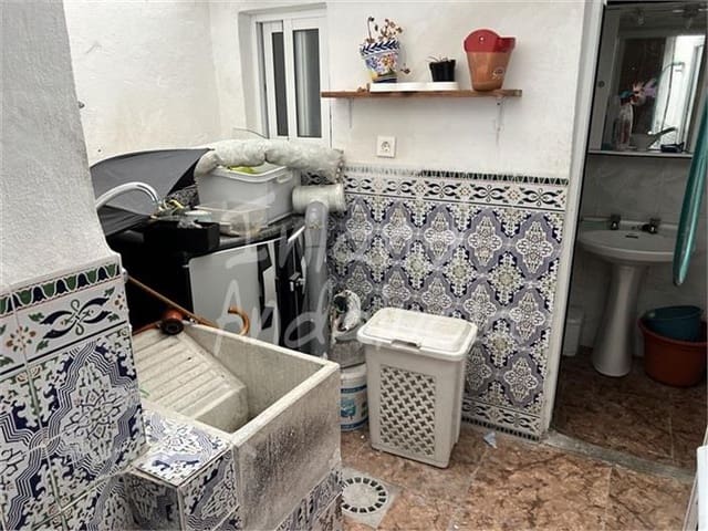 2 makuuhuone Omakotitalo myytävänä paikassa Alcalá la Real - 55 000 € (Ref: 10141582)