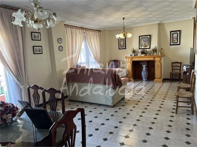 4 quarto Apartamento para venda em Castillo de Locubín - 67 500 € (Ref: 10145662)