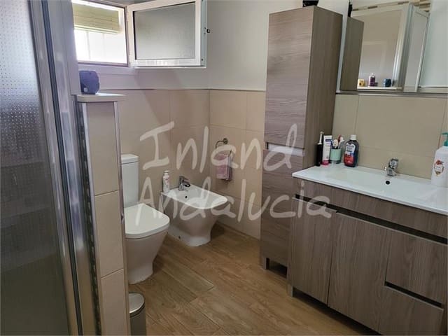 3 Zimmer Villa zu verkaufen in Fuente de Piedra mit Garage - 299.900 € (Ref: 10148201)