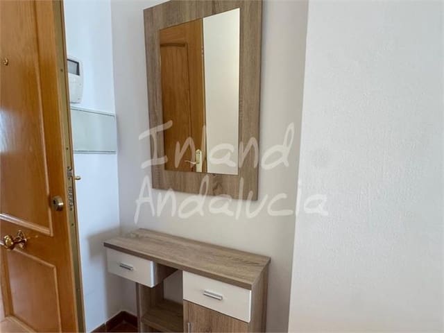 2 Zimmer Apartment zu verkaufen in Alcaucín mit Pool Garage - 169.000 € (Ref: 10148202)