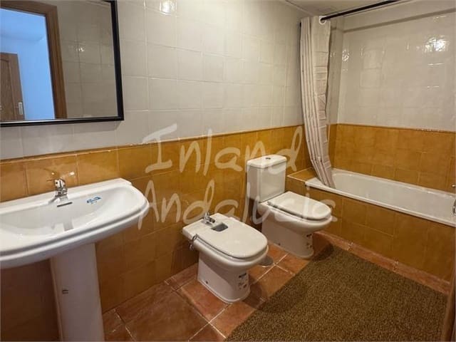 2 Zimmer Apartment zu verkaufen in Alcaucín mit Pool Garage - 169.000 € (Ref: 10148202)