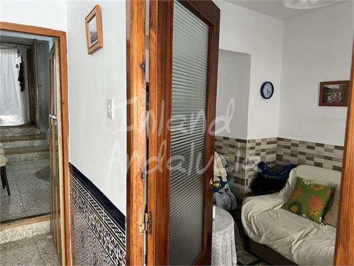 2 bedroom Townhouse for sale in Alcala la Real - € 69,950 (Ref: 10158856)