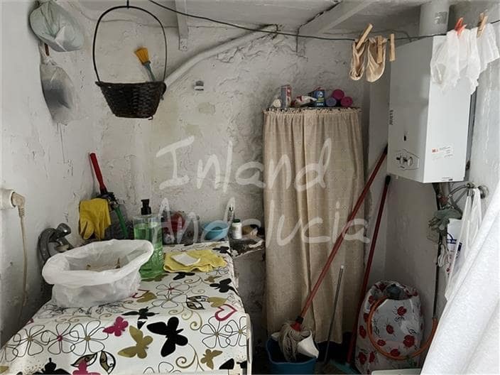 2 bedroom Townhouse for sale in Alcala la Real - € 69,950 (Ref: 10158856)