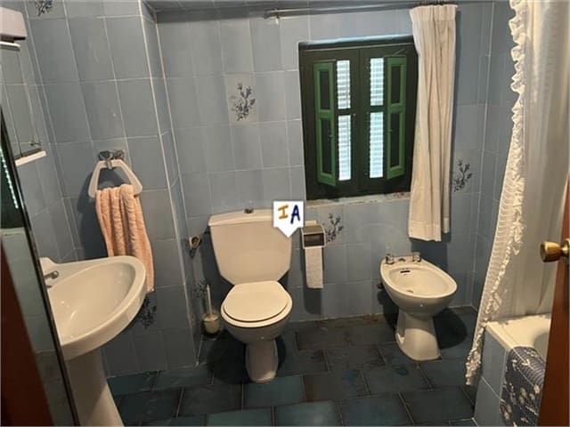 6 soveværelse Finca/Landehus til salg i Las Piedras, Rute - € 78.000 (Ref: 10160805)