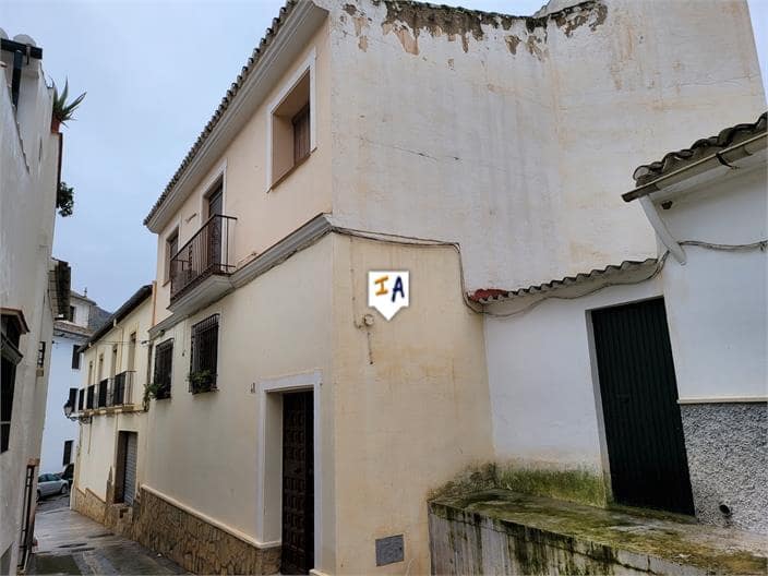 Apartamento de 4 habitaciones en Antequera en venta - 195.000 € (Ref: 10165963)