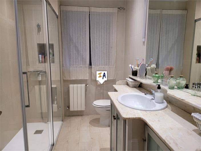 Apartamento de 4 habitaciones en Antequera en venta - 195.000 € (Ref: 10165963)