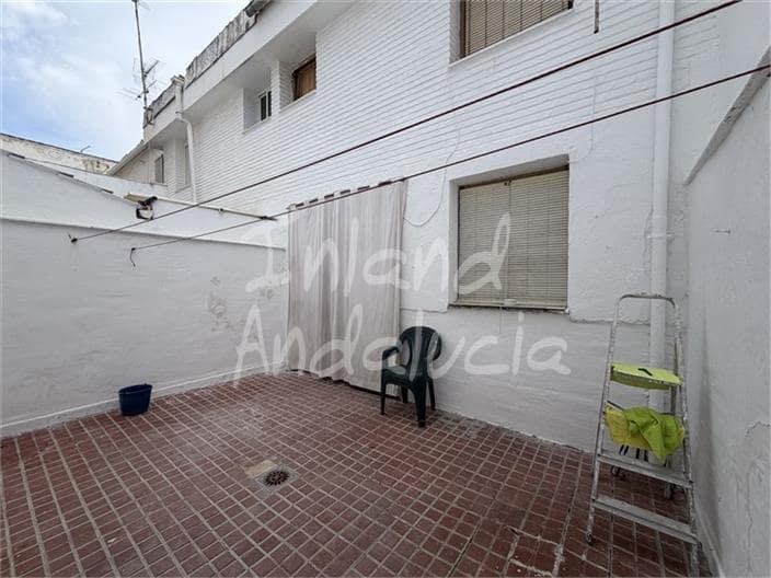 3 bedroom Townhouse for sale in Alcala la Real - € 77,000 (Ref: 10186296)