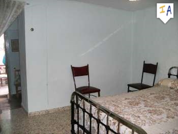 3 soveværelse Byhus til salg i Castillo de Locubin - € 26.000 (Ref: 2148535)