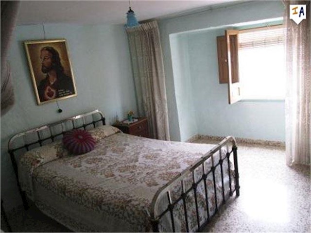 3 soverom Hus til salgs i Castillo de Locubín - € 26 000 (Ref: 2148535)