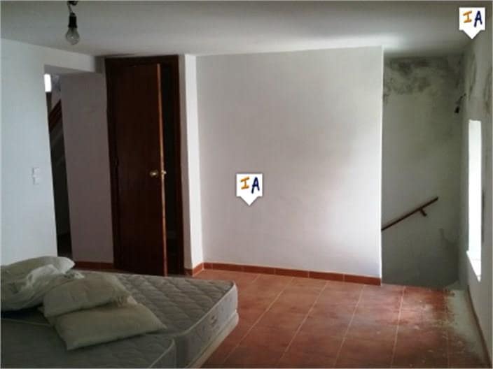 4 soveværelse Byhus til salg i Agron - € 25.000 (Ref: 2569113)