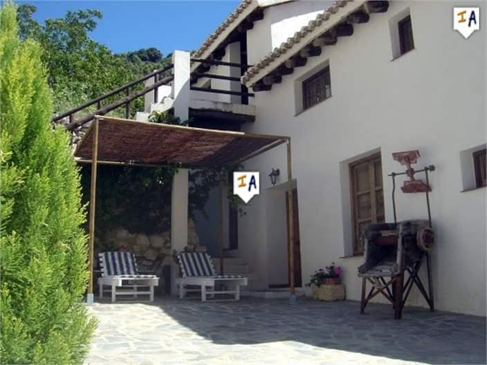 11 soveværelse Finca/Landehus til salg i Montefrio med garage - € 363.000 (Ref: 3251706)