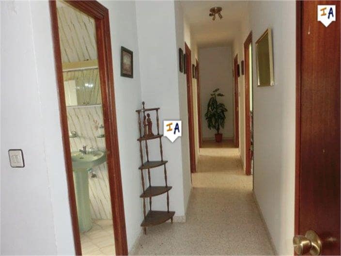 3 soveværelse Byhus til salg i Tozar med garage - € 67.000 (Ref: 3699254)