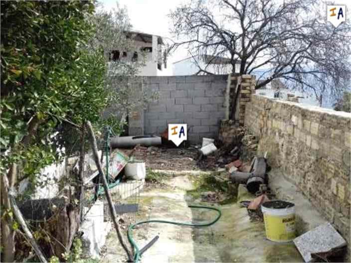 3 soverom Hus til salgs i Iznajar - € 66 000 (Ref: 3820871)