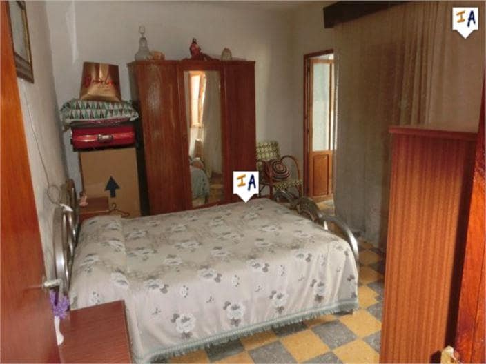 3 bedroom Townhouse for sale in Alcaudete - € 36,000 (Ref: 4049762)