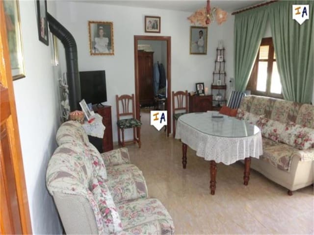 5 slaapkamer Finca/Landhuis te koop in Iznájar met garage - € 209.995 (Ref: 4052926)