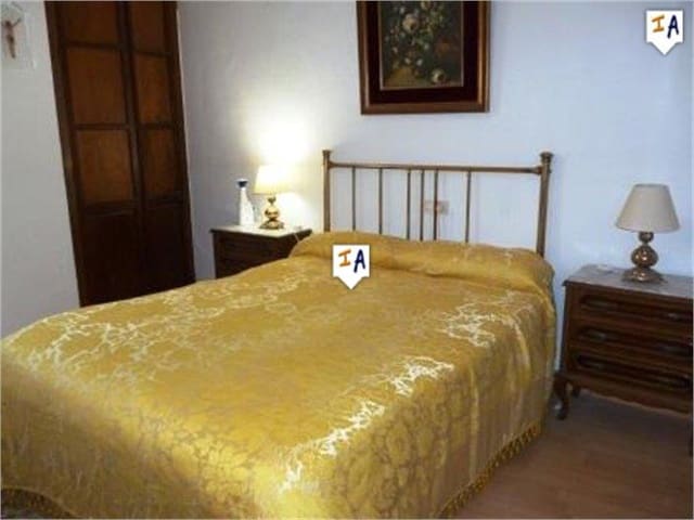 4 soveværelse Byhus til salg i Villanueva de Algaidas med garage - € 159.000 (Ref: 4496199)