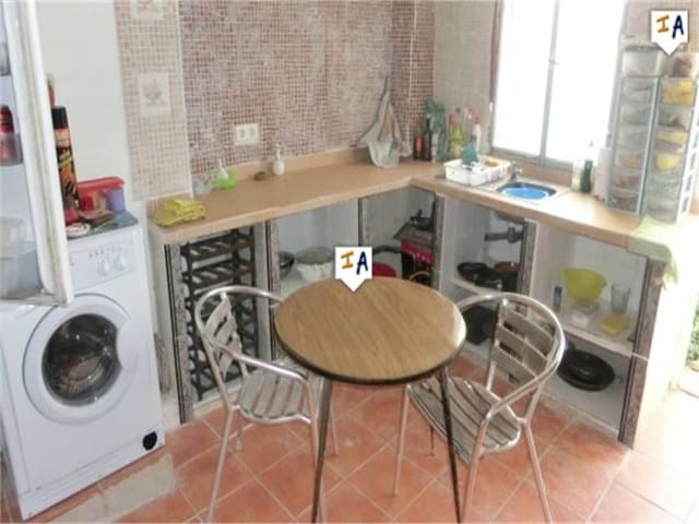 2 soveværelse Byhus til salg i Castillo de Locubín - € 17.000 (Ref: 4606217)