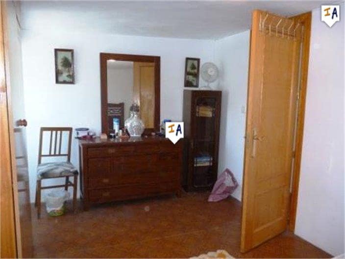 4 bedroom Townhouse for sale in Loja - € 54,450 (Ref: 4669703)