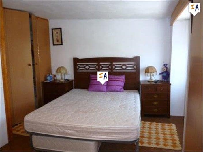 4 bedroom Townhouse for sale in Loja - € 54,450 (Ref: 4669703)