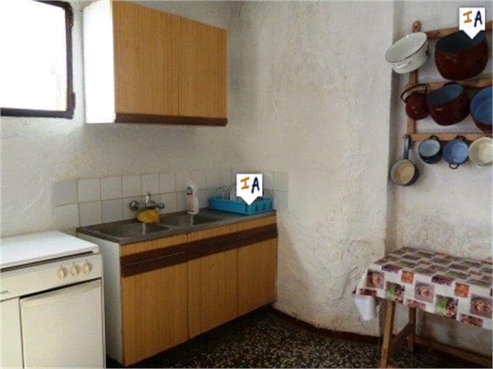 3 sypialnia Finka/Dom wiejski na sprzedaż w Villanueva de Algaidas z garażem - 119 500 € (Ref: 4710683)