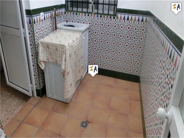 4 soverom Hus til salgs i Campo Nubes, Priego de Córdoba - € 36 500 (Ref: 4957069)