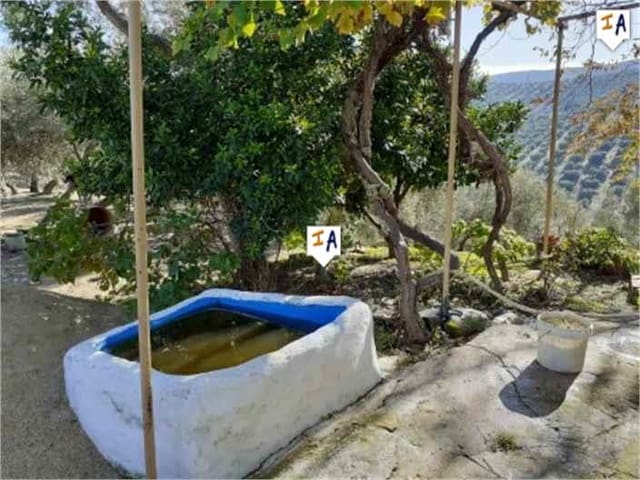 5 slaapkamer Finca/Landhuis te koop in Iznájar met garage - € 142.000 (Ref: 4963579)