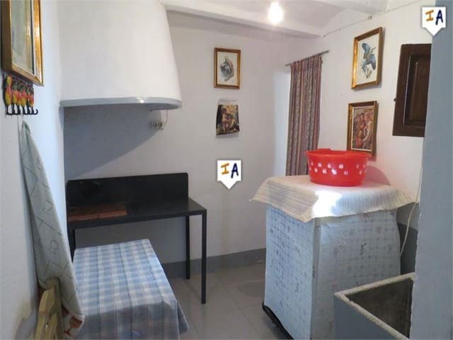 3 slaapkamer Huis te koop in Fuensanta de Martos - € 60.000 (Ref: 4963580)