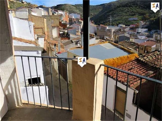 3 slaapkamer Huis te koop in Fuensanta de Martos - € 60.000 (Ref: 4963580)